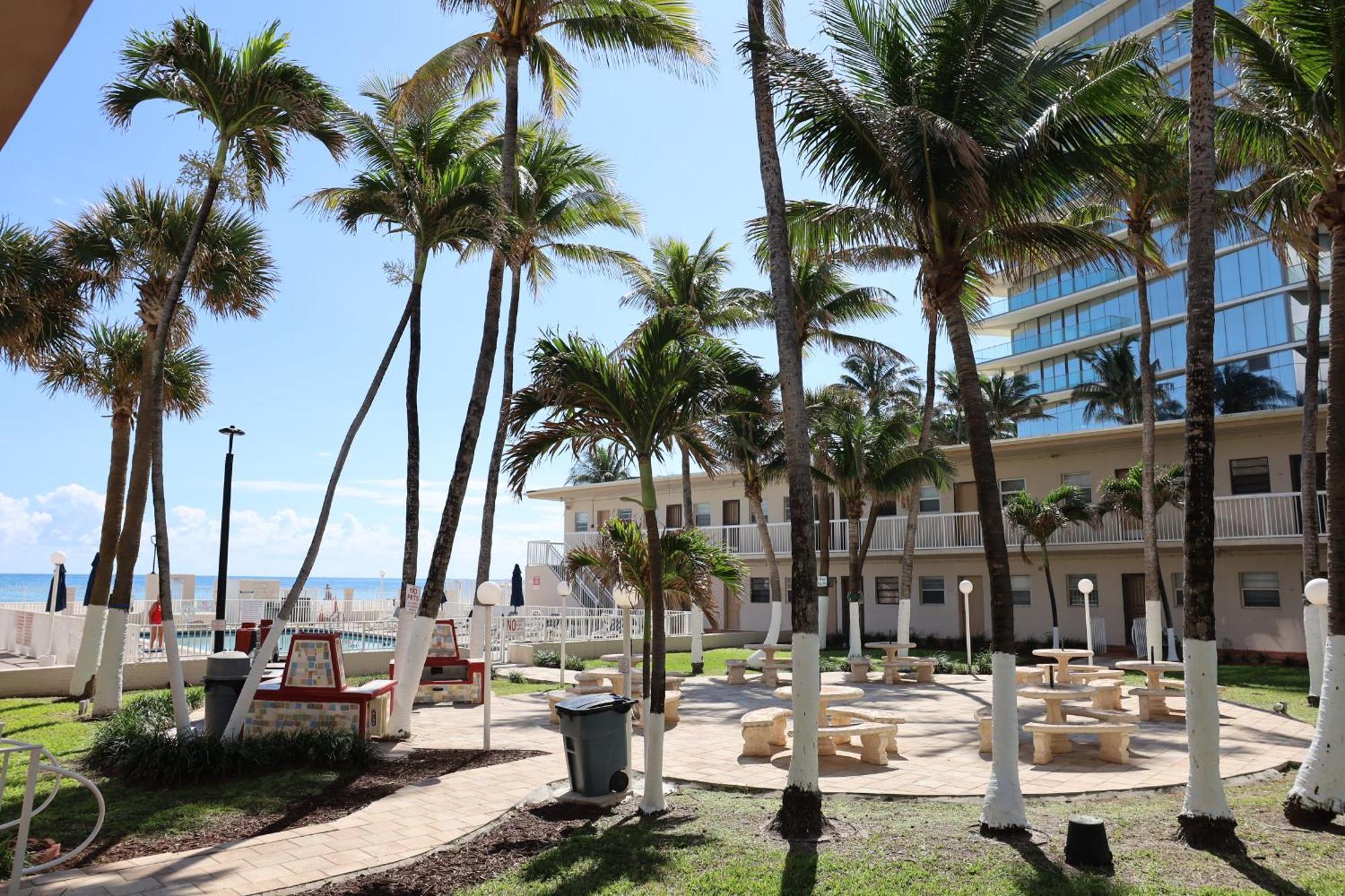 Sunny Isles Free Parking Beachfront Apartment Sunny Isles Beach Exterior photo