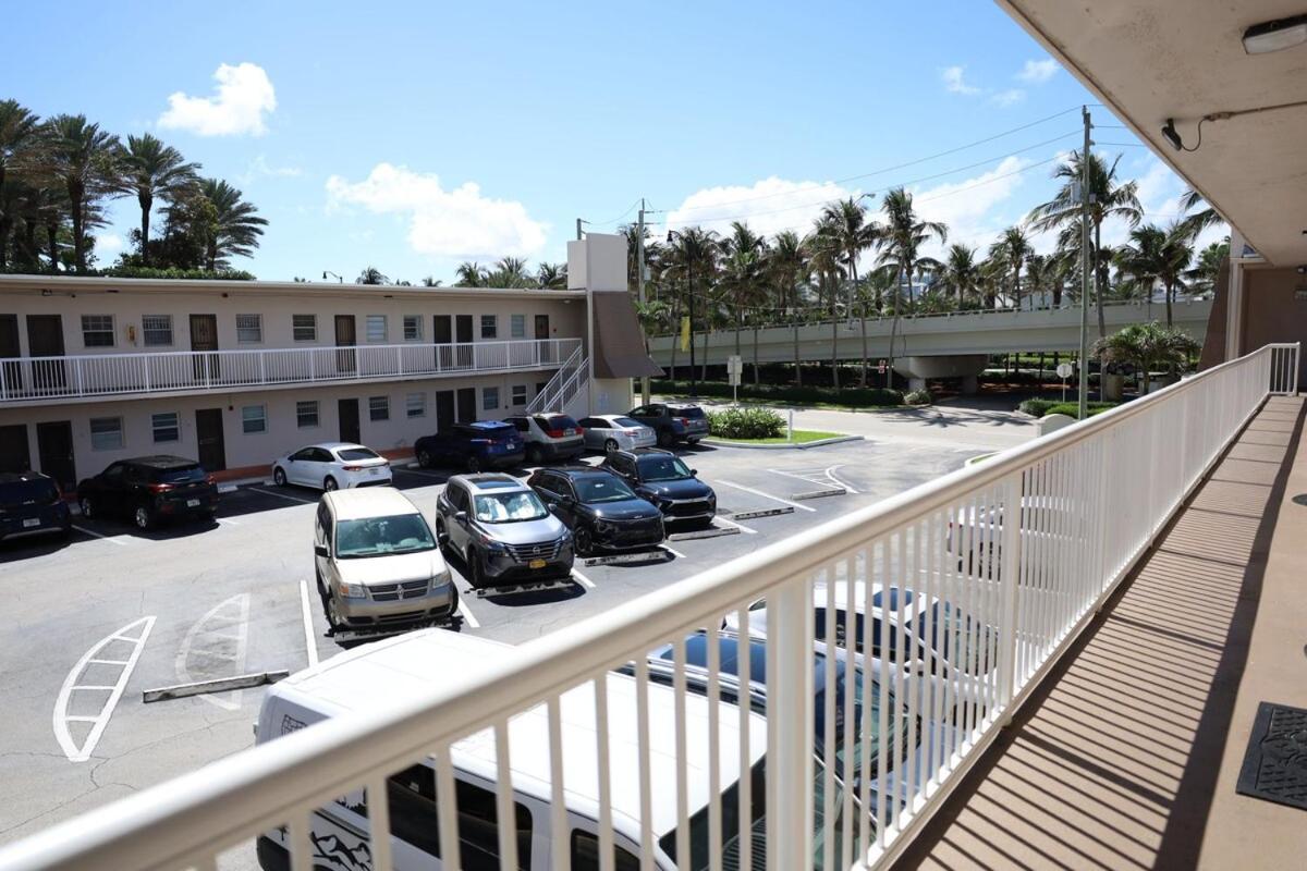 Sunny Isles Free Parking Beachfront Apartment Sunny Isles Beach Exterior photo